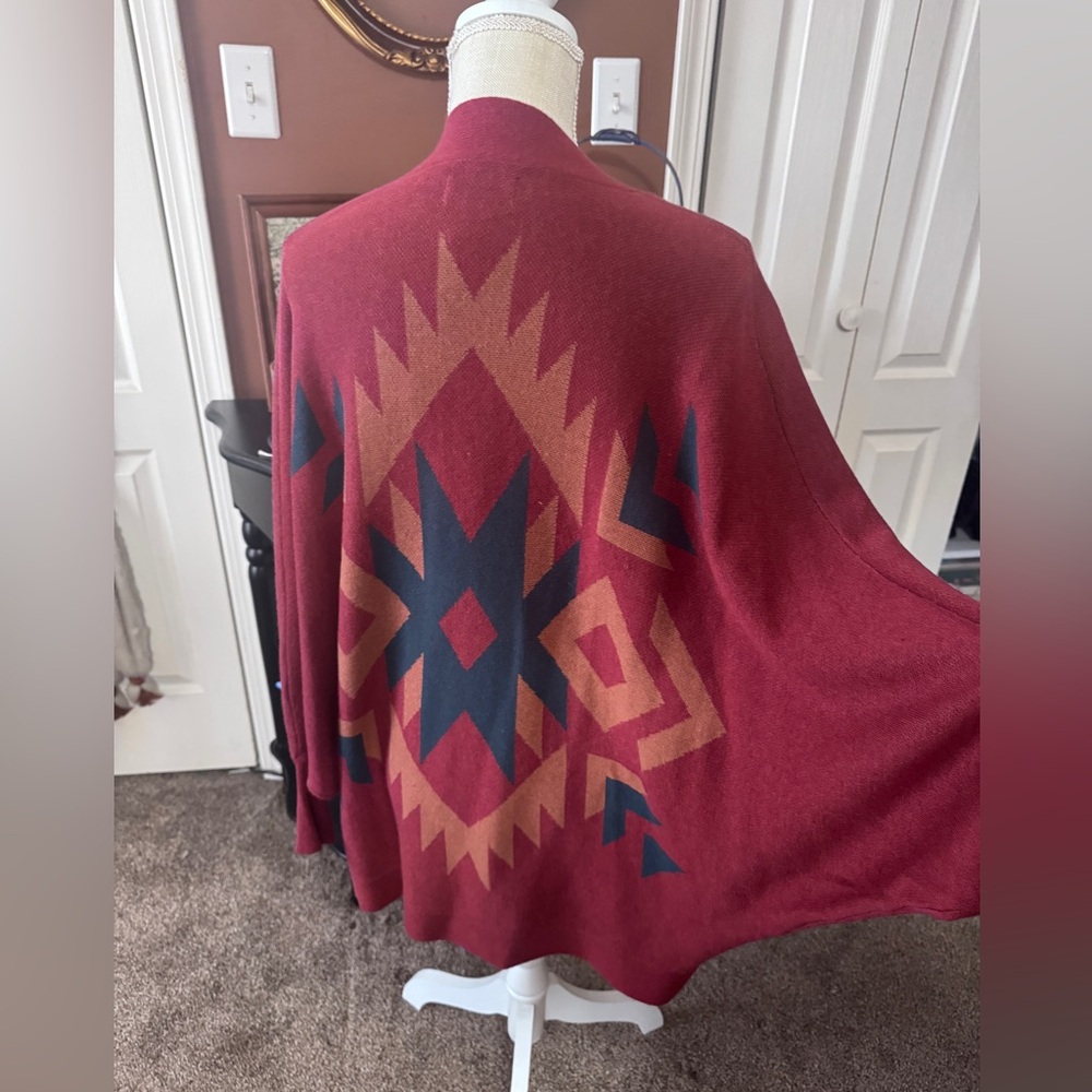 Geometric Patterned Cardigan - Picture 4 of 11